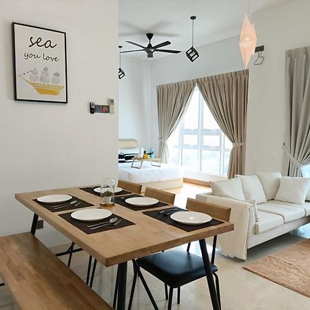 Apartamento Tritower By Antlerzone Johor Bahru Exterior foto