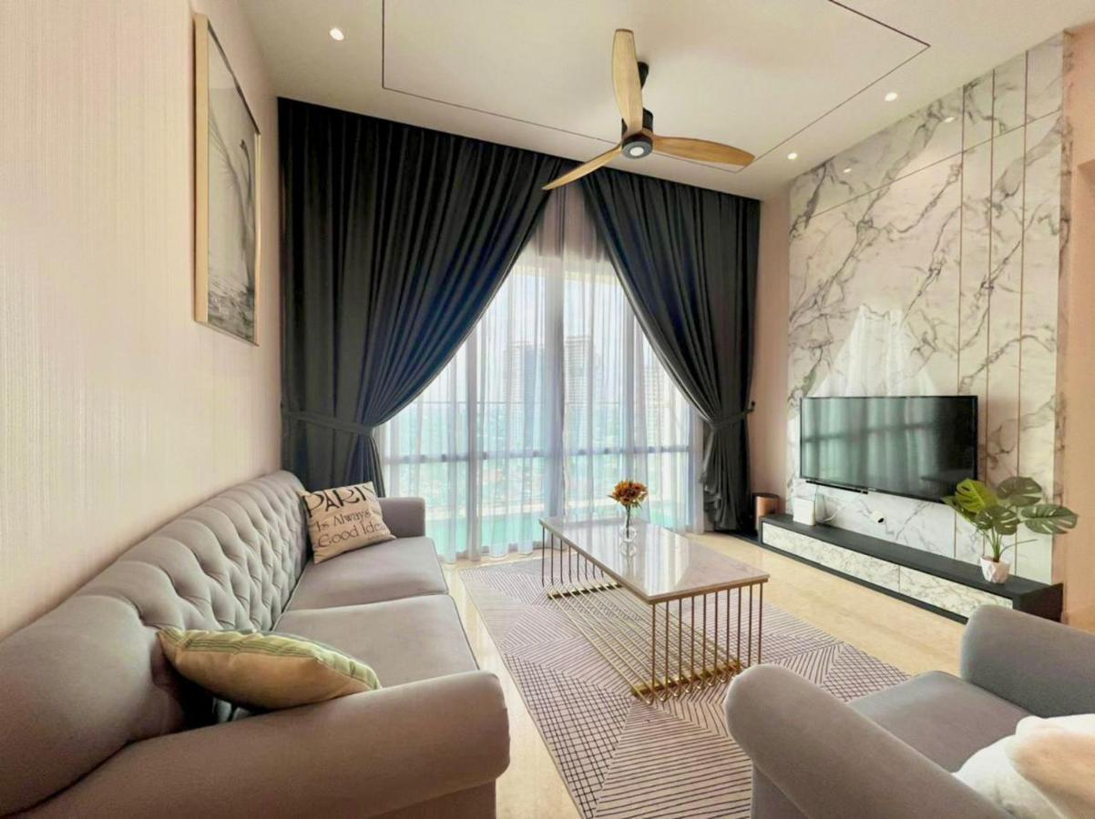 Apartamento Tritower By Antlerzone Johor Bahru Exterior foto