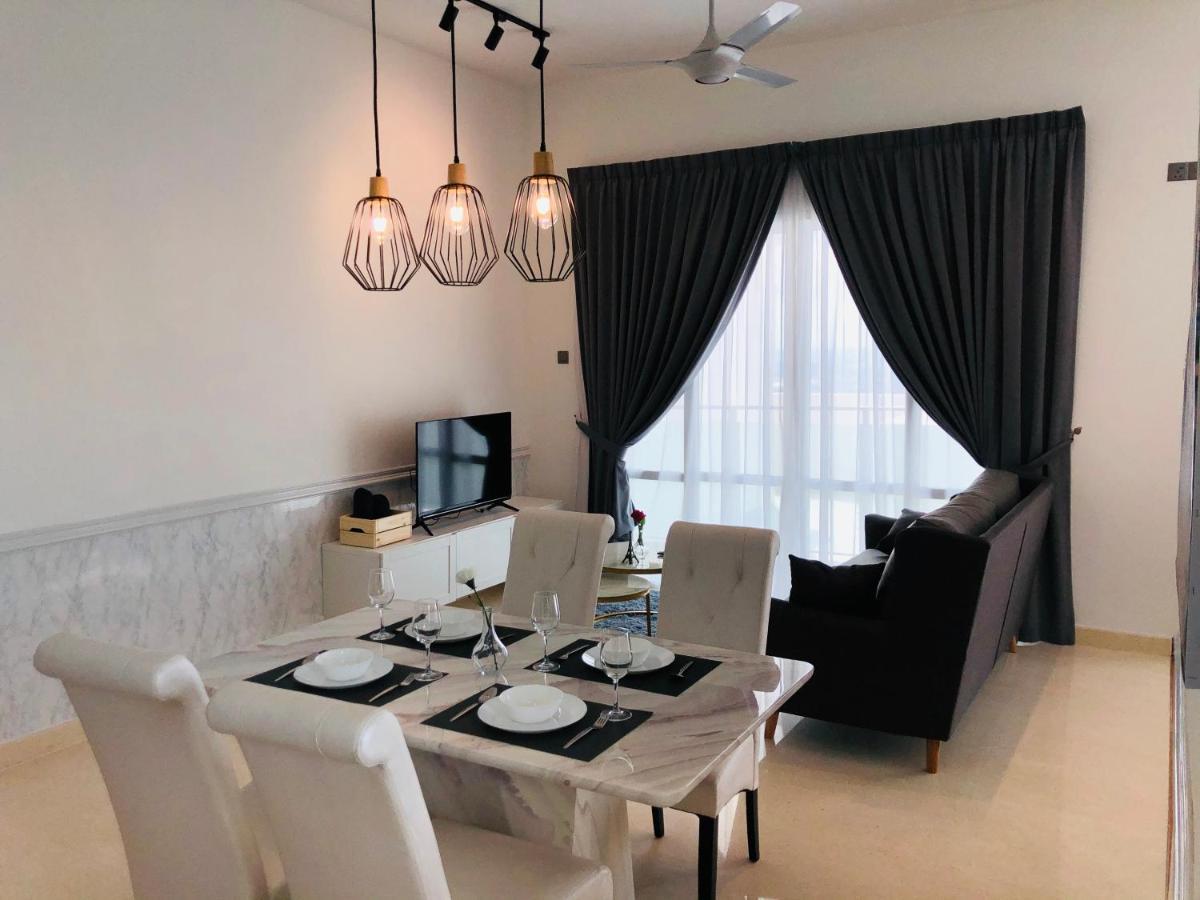 Apartamento Tritower By Antlerzone Johor Bahru Exterior foto